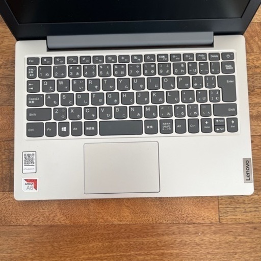 Lenovo ノートパソコン　