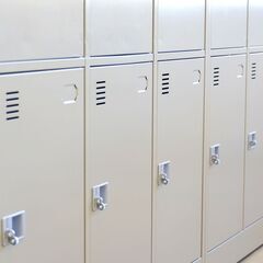 使わないオフィスロッカー譲ってくださいの画像