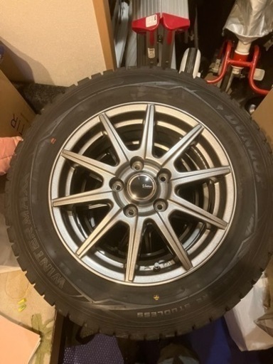 195/65R15 ダンロップ　WINTER MAXX 01  スタッドレス　C27セレナ