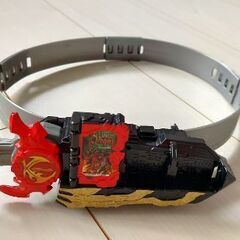 仮面ライダーセイバー☆変身ベルト　ソードライバー（非正規品）