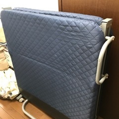 差し上げます 折りたたみベッド 簡易ベッド 
