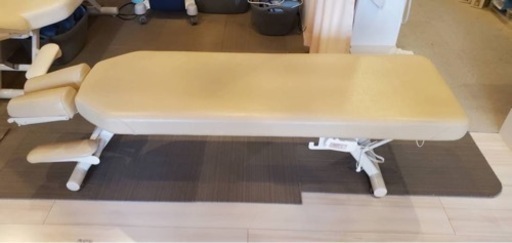 ①高田ベッド イージー カイロベッド 整体ベッド