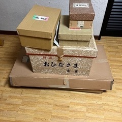 雛人形  お話中です。