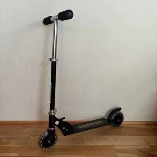 SCOOTER　キックボード　ブラック
