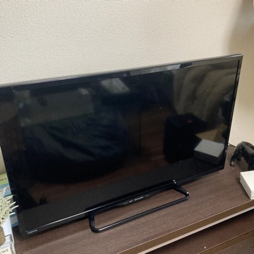 【2月4日まで】テレビ　AQUOS シャープ　2017年製