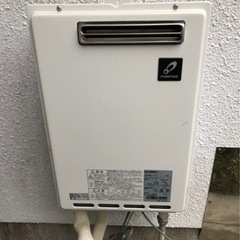 ガス給湯器の画像