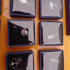 未使用 キティジュエリーセットの画像