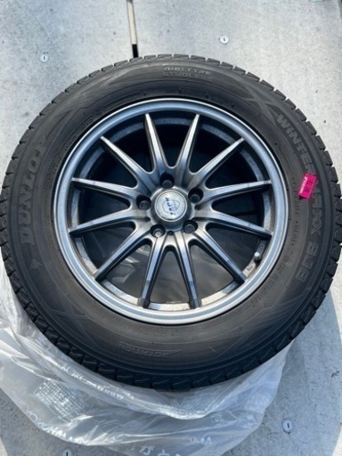 ダンロップ スタッドレスタイヤ　ホイル付き4本❗️