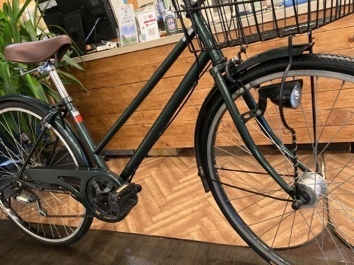 【タイヤ前後新品！LEDオートライト】6段変速　26インチ自転車　モスグリーン