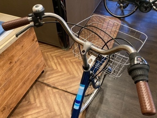 【後輪タイヤ新品！LEDオートライト】6段変速　26インチ自転車　ブルー 後輪タイヤ新品！LEDオートライト】6段変速 26インチ自転車 ブルー