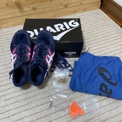本日限り値下げ中😍
超美品🩷⭐️🩷⭐️🩷お買い得asics陸上スパイク24センチ　ピン、袋付属付きの画像