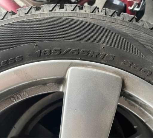 185/65/R15 スタッドレス　フリードなどに