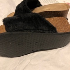 ボア付きサンダルの画像