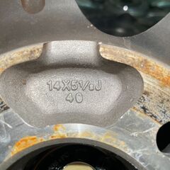 185/70R14　スタッドレスタイヤ・ホイール　中古タイヤお安くお譲りいたします。の画像