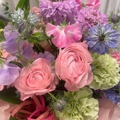 手ぶらでOK♫お花屋さんが教えるフラワーアレンジメント教室の画像