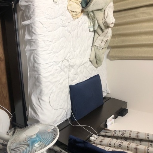 外傷なしセミダブルベッド