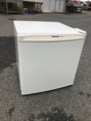 ET2381番⭐️Panasonicノンフロン冷蔵庫⭐️
