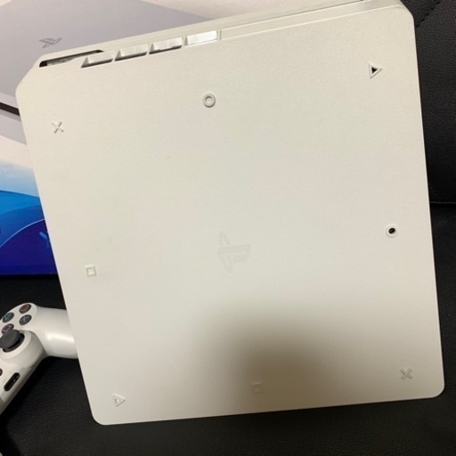 早い者勝ち！SONY PlayStation4 ホワイト 1TB  CUH-2200BB02