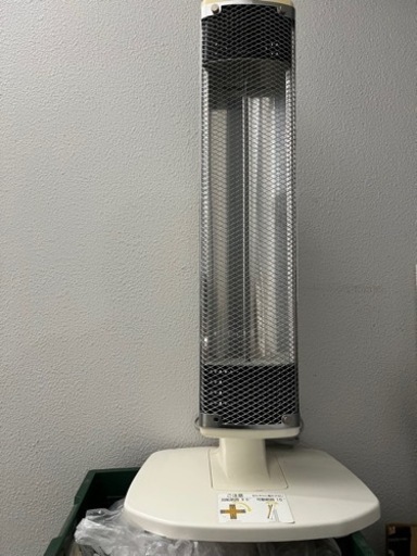 最大900w 遠赤外線電気ストーブ