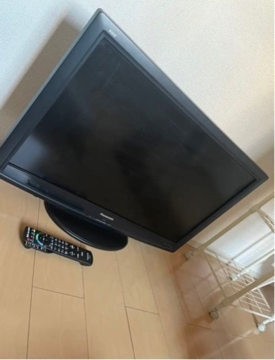テレビ32インチ