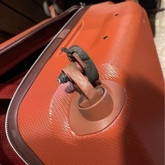 修理必要！Delsey デルセー スーツケース 70リットル弱の画像