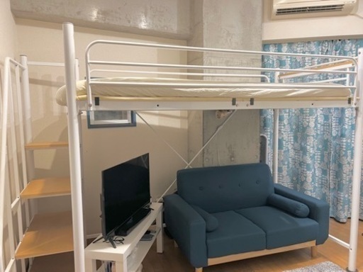 上がるの楽々♪階段付きシステムベッド