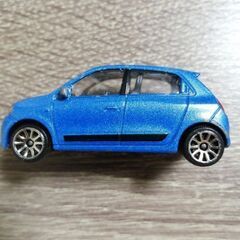 ミニカー　カバヤ マジョレット020　ルノー トゥインゴ　 ルース