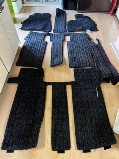 80系ヴォクシー　2017式　ZS煌Ⅱ  純正フロアマット　未使用品