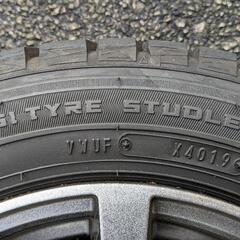 スタッドレスタイヤ　ダンロップ　155/65R13 73Q　アルミホイール付の画像