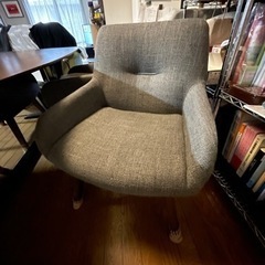 ダイニングテーブル5点セット。の画像