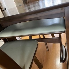 ダイニングテーブル無料の画像