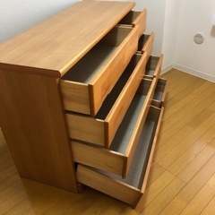 木目調チェスト