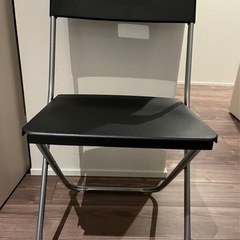 簡易椅子　折り畳み椅子