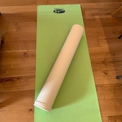 ヨガマットとストレッチポール