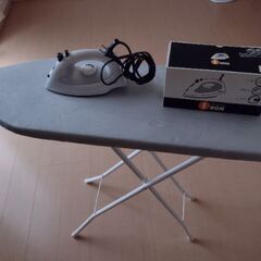 アイロンとアイロン台