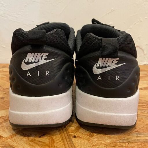 NIKE スニーカー 28cm