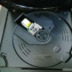 ポータブルDVDプレイヤー 9インチ グラモラックス 動作品の画像