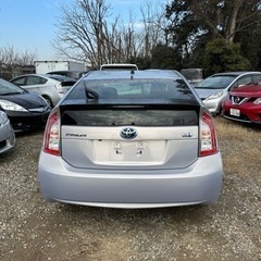 トヨタプリウス平成24年車 Sグレード　92,600KMの画像