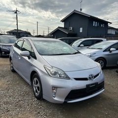 トヨタプリウス平成24年車 Sグレード　92,600KMの画像