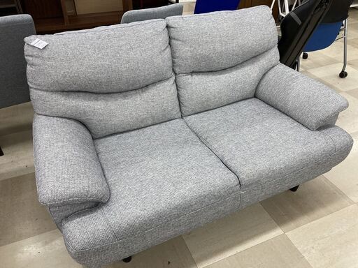 2人掛けソファー　ニトリ　ｷｬｯﾂ　ﾗｲﾄｸﾞﾚｰ