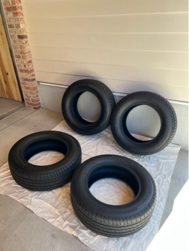 ランドクルーザープラド　新車外しタイヤ4本セット