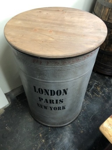 ドラム缶・インテリア・スタンドテーブル・収納