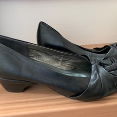 羊皮　パンプス　22㎝　黒の画像