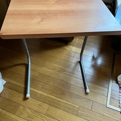 ベッド脇に使える サイドテーブル 脇づくえの画像