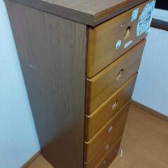 5段式　タンスの画像