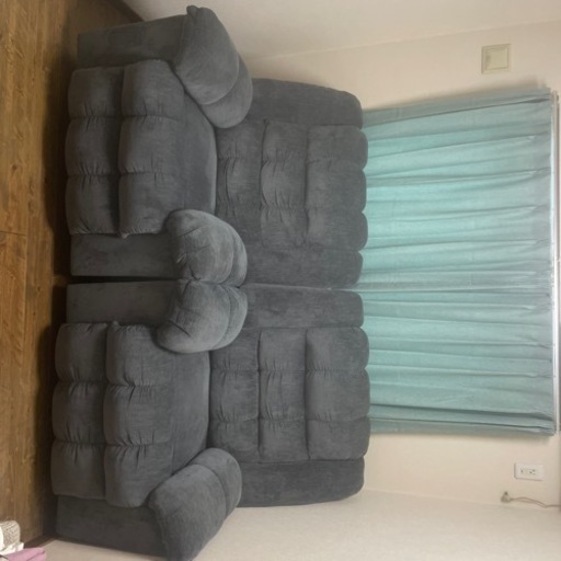 リクライニングソファー1人掛け2台(価格は2台で28000円)