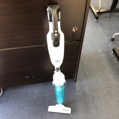 マキタ　コードレス掃除機　最上位モデル 未使用に近いの画像