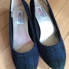 値下げハリスツイードのパンプスの画像