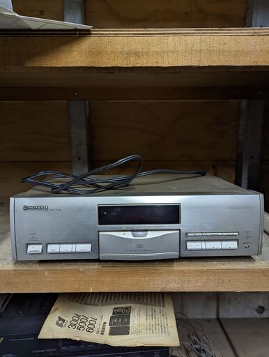 （取引中）ジャンク品　ターンテーブル方式CDプレイヤーPioneer PD-T04