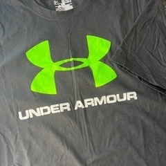 Tシャツ　UNDER ARMOUR